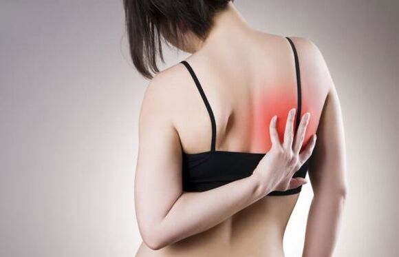 back pain in the shoulder blades
