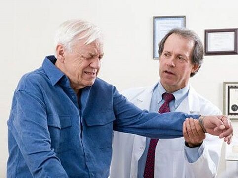 See a doctor for arthrosis of the joints